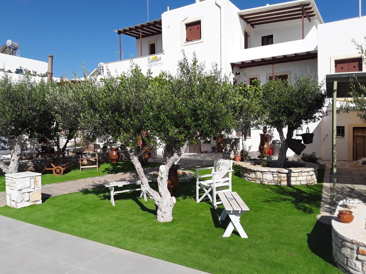 Sunset Studios And Apartments For Adults Over 21 Only Naousa Exterior foto