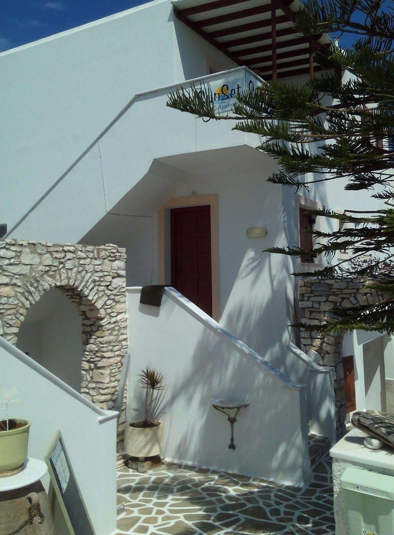 Sunset Studios And Apartments For Adults Over 21 Only Naousa Exterior foto
